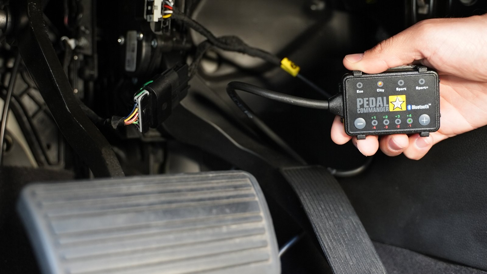 How to Install a Throttle Response Controller: A Guide for Pedal Commander and Fukin Tuned